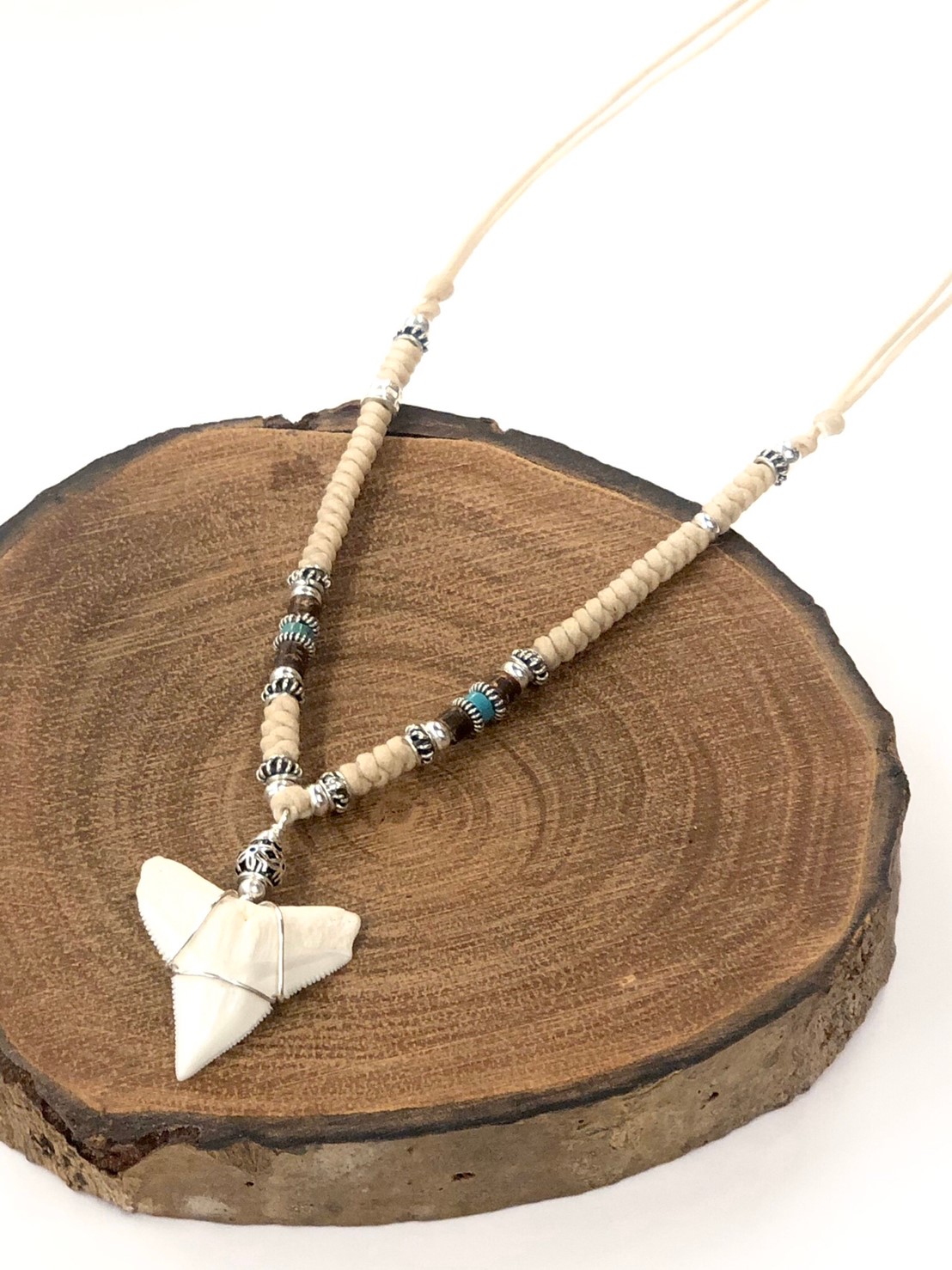 島の海のお守り、鮫の歯アクセサリー | 石垣島セレクトショップYouI  